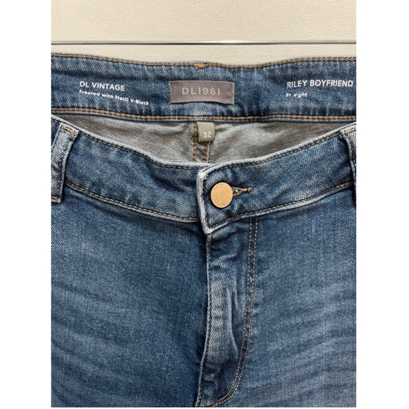 DL1961 Riley Boyfriend Straight Jeans Womens Size 32 - Picture 2 of 12